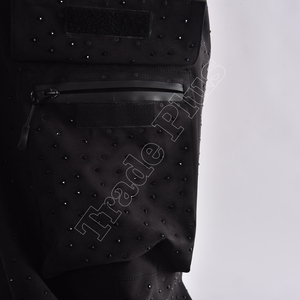 Pantalon cargo unisexe noir avec cordon de serrage à la taille, respirant, en polyester, style streetwear, coupe adulte - Product Image 5
