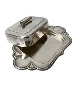 <b>Decorative</b> Antique Metal Butter Dish <b>With</b> Polished Finish Ideal For Dining Table Serving And Everyday Kitchen Use - Product Image 3