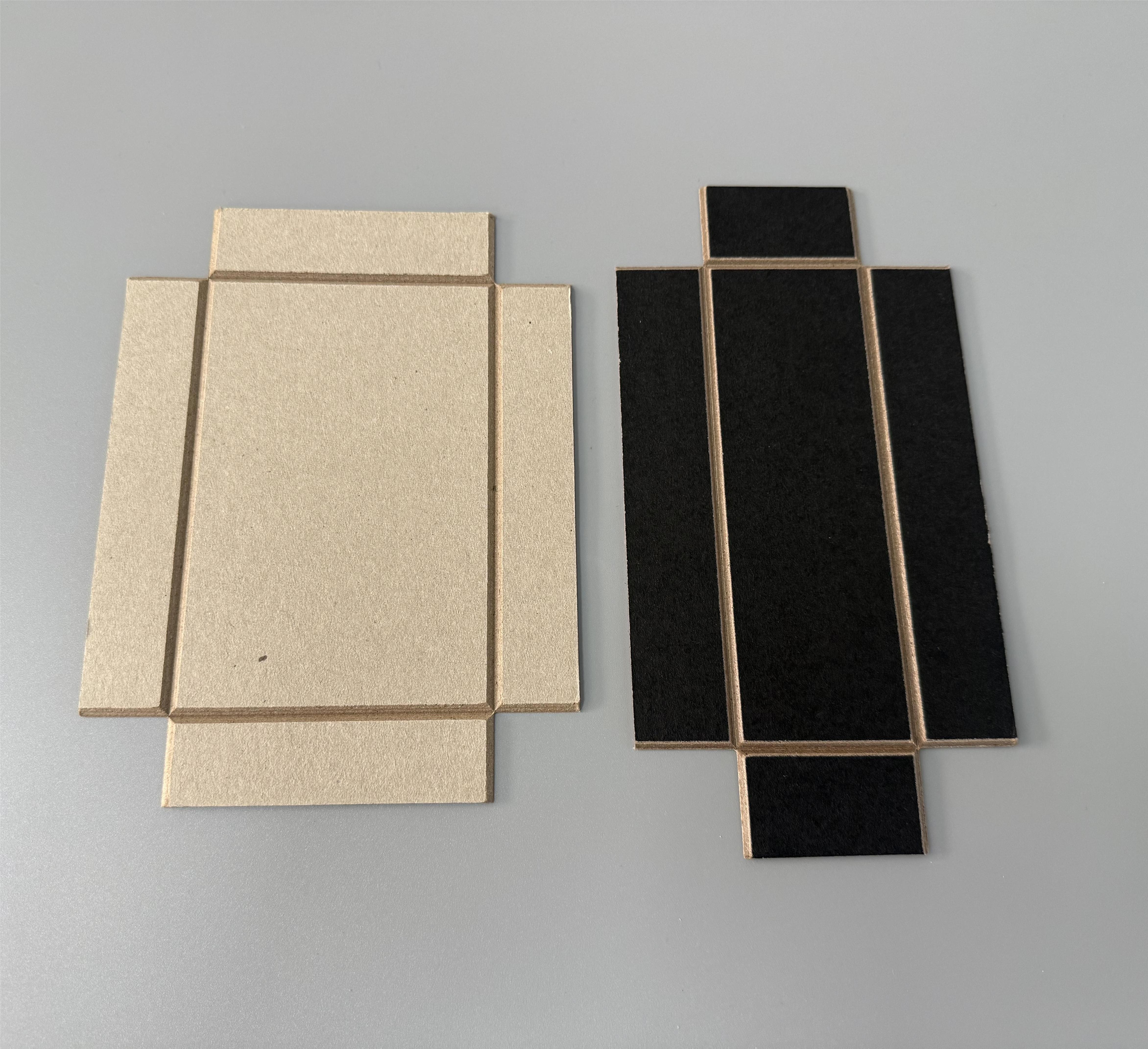 70*100cm Recyclable Anti-Curl Grey Base Cardboard Paper Sheets Folder Boxes Photo Frame Digital Printing Die Cutting