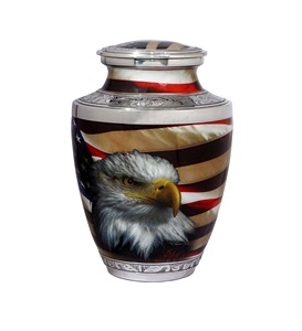 Urnas de cremación patrióticas y veteranas de la bandera estadounidense para cenizas humanas Hombre adulto | Urna decorativa funeraria para hombres con cuidado - Product Image 1