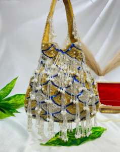 2025 bolsa Potli de moda para mamá logotipo personalizado boda Baby shower nueva mamá bolso étnico trabajo hecho a mano bordado a mano ropa de fiesta - Product Image 2