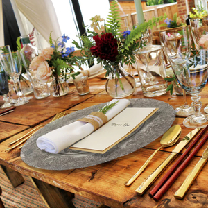 Assiettes décoratives de table en acier inoxydable pour mariages et événements spéciaux Assiettes de service pour décor de table - Product Image 6