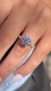 Lab Grown Oal Cut Diamond Compromiso Ring925 plata esterlina IGI Certificado Lujoso Pave Setting Anillo de regalo para mujeres - Product Image 5