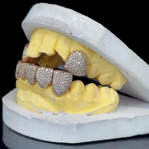 Personnalisé Hip Hop Diamant Grillz VVS Qualité Moissanite avec 2 Haut et 6 Bas Argent et Or Plaqué Diamant Grillz Bijoux - Product Image 3