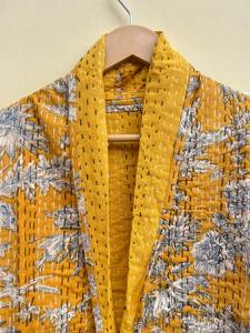 Veste matelassée en coton pour femme, kimono ouvert sur le devant, veste matelassée vintage à rayures faite à la main - Product Image 3