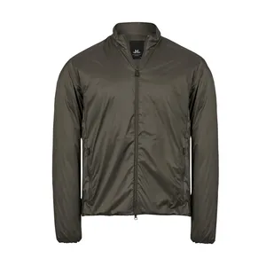 Chaqueta PureLite, Equipo de Senderismo Sostenible y Bolsa Impermeable, Compañero Ecológico para Aventuras al Aire Libre - Product Image 6