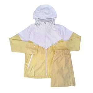 Conjunto de chándal cortavientos de poliéster y nailon ligero con logotipo personalizado para hombre chándal cortavientos impermeable para exteriores 2026 - Product Image 1