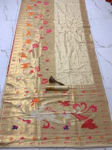 Magnifique Saree de travail en jacquard Rich Pallu Dernier créateur pour adultes pour les occasions spéciales - Product Image 2