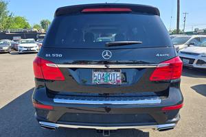 Mercedes-Benz GL550 2014 usado en buen estado - Product Image 2