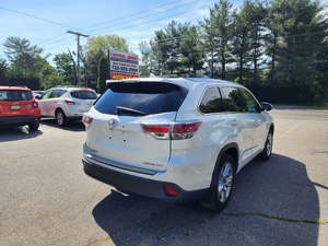 Toyota Highlander LHD d'occasion 2014 - Product Image 5