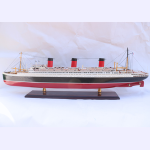 Modèle de bateau en bois de haute qualité sculpté à la main, modèle de navire en métal, conception personnalisée du fabricant Gia Nhien, 1926 ILE DE FRANCE SS - Product Image 1