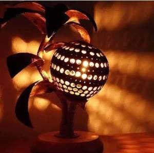 Vente chaude Lampe de lit décorative en coquilles de noix de coco Lampe de noix de coco écologique pour la décoration Lampe d'étude Prix bon marché - Product Image 2