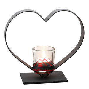 Décoration de table Design surélevé Meilleure vente Bougeoir en forme de coeur en noir fini pour décoration de table et dîner - Product Image 1