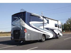 Autocaravana Usada Azul Oscuro Coach_men C-R-OSS COUNTRY 360DL US de 2014 - Product Image 4