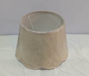 Cubiertas de luz decorativas modernas Nuevo diseño Patrón de flores de vieira Lámpara de lino beige Sombra de mesa Colgante Lámparas de noche Tela - Product Image 2