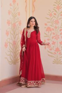 ชุดกาวน์ผ้าจอร์เจียแบบพรีเมี่ยมพร้อมชุดเดรสผ้าฝ้ายปักเลื่อมซารีคอกลมแขนเต็มพร้อมชุด Dupatta ด้านใน - Product Image 3