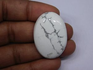 Superbe cabochon de howlite véritable 100% naturel forme ovale pierres de guérison naturelles polies lisses pour la fabrication de bijoux à taux de vrac - Product Image 3