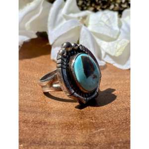 Bague statement en argent sterling et turquoise Sheila Becenti Royston, taille 5.75, sertie à la main - Product Image 3