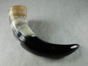 Corne à boire Viking Holiday Edition Un cadeau unique pour les célébrations d'inspiration nordique - Product Image 6