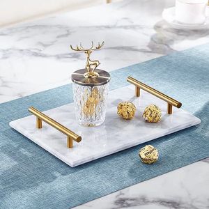 Plateau en marbre classique conçu pour un service élégant, l'organisation du comptoir de salle de bain et les concepts de décoration intérieure haut de gamme - Product Image 1
