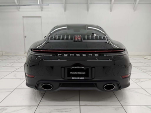 Porsche 911 Carrera S Turbo Coupé 2024 Negro Brillante, Automático, Tracción Trasera, Usado, Llantas de Aleación R18, Asientos de Cuero Oscuro, Navegación, Techo Solar - Product Image 5