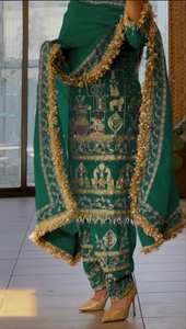 Lanzamiento de nuevo diseñador Party Wear Look Top Dhoti Salwar y Dupatta con bordado y trabajo de secuencia - Product Image 2