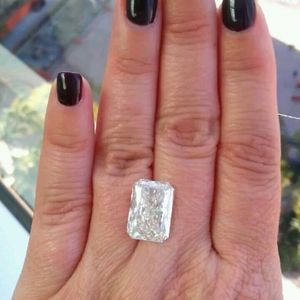 Lab Grown Emerald Shape VS Clarity Emerald Cut Diamante suelto Blanco Top Excelente calidad Certificado IGI para uso en joyería - Product Image 3