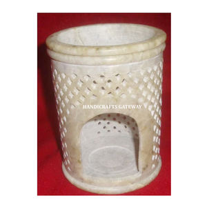 Beautiful and Attractive Handmade <b>Aroma</b> Oil <b>Lamp</b> and Burner With Fine Finishing and Smooth Glossy for Business Gifts in Exporter - Product Image 1