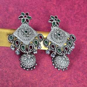 Pendientes Jhumka de Plata Antigua Oxidada Estilo Bollywood, Regalo para Ella - Product Image 2