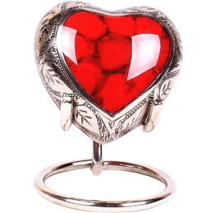 Urna de cremación de recuerdo en forma de corazón única para cenizas humanas hecha a mano en latón y urna de entierro de recuerdo grabada a mano en casa - Product Image 2