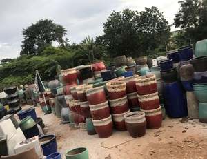 [Leo Nguyen Le] - Cerámica esmaltada para exteriores al por mayor, inventario a granel para macetas de cerámica - Product Image 1