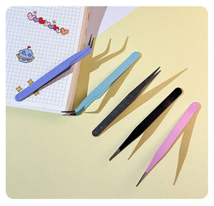 Comelylash แหนบต่อขนตาสำหรับเด็กขนตาปลอมเพิ่มวอลลุ่มสำหรับทารกสีดำโลโก้ออกแบบได้ตามที่ต้องการมีปลายที่ไม่ใช่ไฟเบอร์ (ไม่มีกล่อง) - Product Image 2