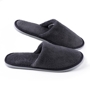 Vente en gros de pantoufles respirantes unisexes confortables jetables avec logo personnalisé de meilleur matériau pantoufles de serviette en molleton à séchage rapide - Product Image 4