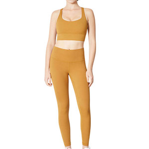 Conjunto de Yoga para Mujer, Elegante y Personalizado, de Primera Calidad, con Patrón Sólido y Logotipo Frontal, 2 Piezas, Secado Rápido, Transpirable, Superventas - Product Image 1