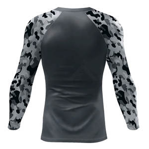 Vêtements de protection pour hommes, rashguard à manches longues, sur mesure, de haute qualité, respirant, écologique, en spandex/polyester, vente chaude - Product Image 2