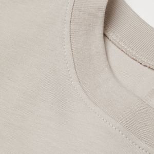 Camiseta Personalizada de Corte Amplio para Hombre, Cuello Redondo, Hombros Caídos, 100% Algodón, 210g, con Espacio para Logotipo, Peso del Tejido 240g - Product Image 1