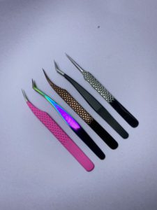 Kit de pinces à cils professionnelles de précision en acier inoxydable inclinées 5 pièces Outils de cils de haute qualité - Product Image 3