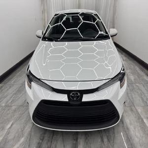 2023 T-o-y-o-t-a C-o-r-o-l-l-a L E FWD faible kilométrage et prix abordable en stock prêt pour l'expédition - Product Image 1