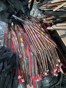 Colliers de chien faits en cuir de vache de style occidental Conception usinée à la main Goujon de collier pour animaux de compagnie Taille personnalisée disponible pour les utilisations des chiens de compagnie - Product Image 4