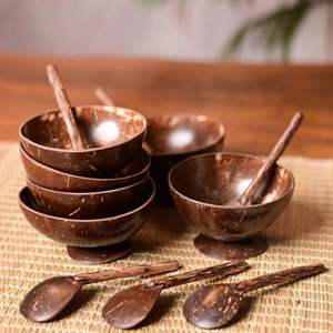 Vente en gros de bols en noix de coco sculptés naturels écologiques d'artisans vietnamiens qualifiés - Product Image 2