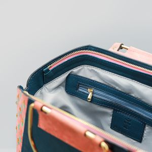 Wholesale Women's Soft Genuine Leather Zipper Closure Waterproof Bucket Tote <b>Bag</b> with Golden Handles for <b>Party</b> Wedding Occasions - Product Image 4