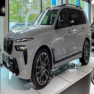 BM X7 xDrive40i d'occasion, modèle 2026, très demandé, disponible en conduite à gauche et à droite - Product Image 2