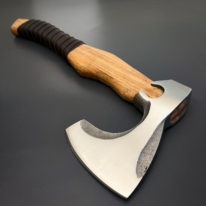 Hache en acier damas forgée à la main personnalisée gaine en cuir industriel Tomahawk de style Viking pour le camping hachette extérieure - Product Image 1