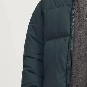 Chaquetas acolchadas de alta calidad superventas para hombres y mujeres, fáciles de usar, disponibles en todos los tamaños, colores, decoración bordada, MOQ bajo - Product Image 3