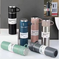 Coffret cadeau flasque personnalisée 500ml lot de bouteilles d'eau isolées thermos de luxe en acier inoxydable à double paroi mug flacon à vide avec 3 couvercles
