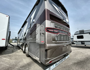 Autocaravana Tiffins Allegro Usada de 3-4 Meses, Años 2020-2023, Interior Espacioso, Diseño Moderno, para 4-6 Pasajeros, Euro 4/Euro 5 - Product Image 6