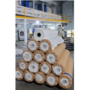 Película de plástico LLDPE PE blanco suave directo de fábrica, película de envoltura elástica a prueba de humedad para embalaje sin impresión - Product Image 1