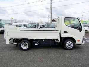 Limpie 2024 T O Y O T A D Y N A 2 TONELADAS CAMIÓN - Product Image 2