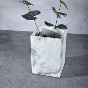 Fabricant OEM de jardinières en marbre blanc pour la décoration intérieure minimaliste, offrant une esthétique propre et une apparence de pierre luxueuse - Product Image 3