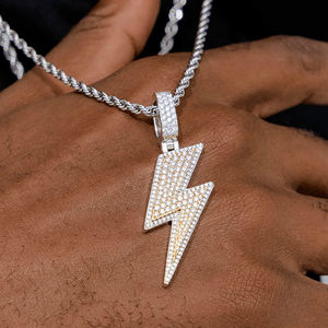 Pendentif personnalisé pour homme, style Hip Hop, en alliage plaqué or, serti de diamants taille brillant ronde, collection Ice Legacy - Product Image 1
